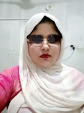 Snapshot of Nusrat-N chatting on 07-09-26, 03:32 Nusrat-N online show from 07-09-26, 03:32