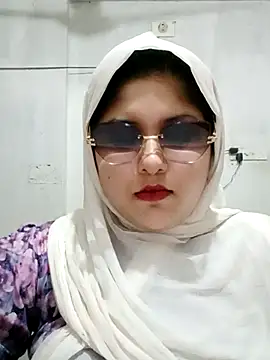 Snapshot of Nusrat-N chatting on 07-09-26, 03:38 Nusrat-N online show from 07-09-26, 03:38