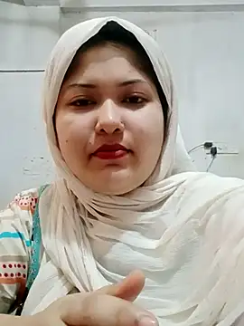 Snapshot of Nusrat-N chatting on 07-29-26, 01:48 Nusrat-N online show from 07-29-26, 01:48