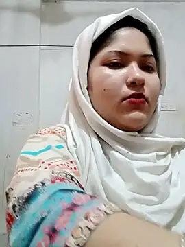 Snapshot of Nusrat-N chatting on 08-08-26, 01:41 Nusrat-N online show from 08-08-26, 01:41