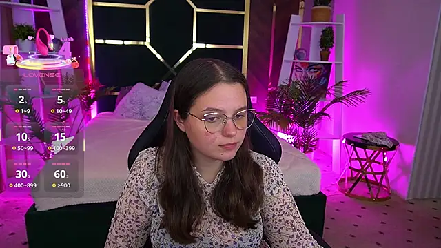 SophieDreamss online show from 09-30-25, 02:00