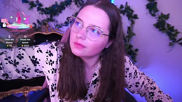 SophieDreamss online show from 10-31-25, 02:40