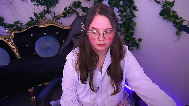 SophieDreamss online show from 11-19-25, 03:01