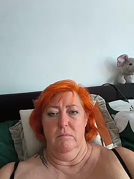Snapshot of TerezaVelvet chatting on 06-16-26, 01:25 TerezaVelvet online show from 06-16-26, 01:25