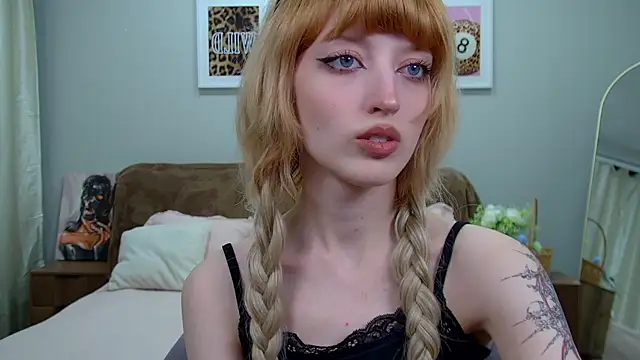 MistyMarlo online show from 05-04-26, 06:15