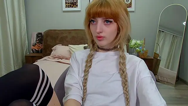 MistyMarlo online show from 05-10-26, 06:18