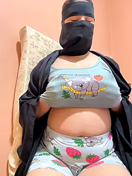  Laiali  online show from 11-25-25, 11:21