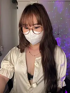 Meowyeuk6 online show from 05-19-26, 06:58