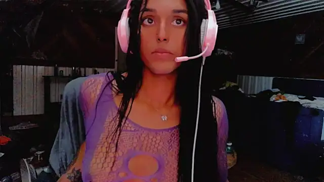 Snapshot of HTXBBY3130 chatting on 10-02-25, 12:45 HTXBBY3130 online show from 10-02-25, 12:45