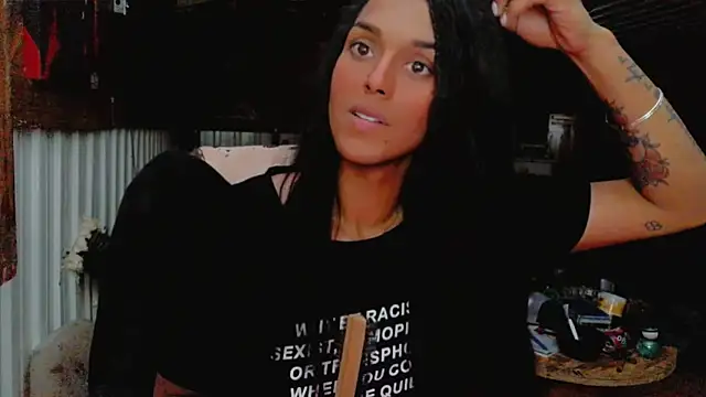 Snapshot of HTXBBY3130 chatting on 10-04-25, 12:08 HTXBBY3130 online show from 10-04-25, 12:08