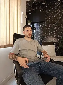 Rafael Mendezz online show from 06-18-26, 08:13