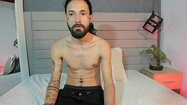 Snapshot of Hisoka_011 chatting on 09-17-25, 09:05 Hisoka 011 online show from 09-17-25, 09:05