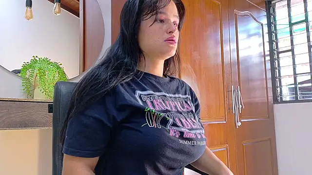 Jennifer Vega1 online show from 02-11-26, 08:25