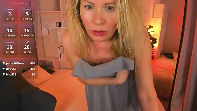 Julia Giulia online show from 05-04-26, 06:31