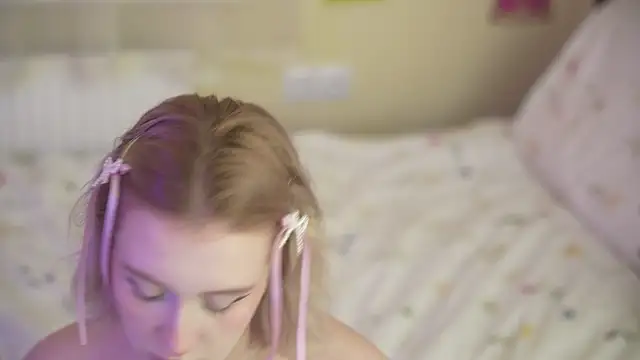 Snapshot of lil_tweety chatting on 11-15-25, 07:43 lil tweety online show from 11-15-25, 07:43