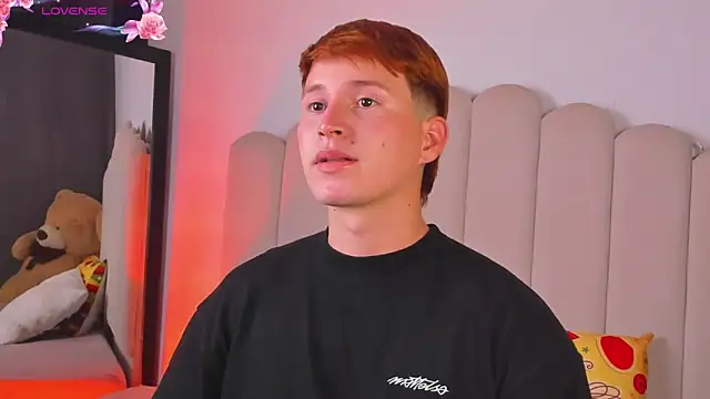 Snapshot of Eragonbooy chatting on 03-19-26, 10:14 Eragonbooy online show from 03-19-26, 10:14