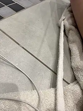 mathias67078 online show from 02-12-26, 04:57