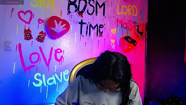 Sweettpleasure online show from 10-10-25, 02:27