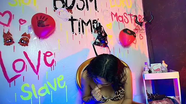 Sweettpleasure online show from 10-28-25, 04:20