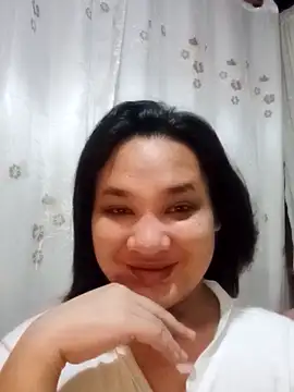 Hotcum ella online show from 11-29-25, 11:41