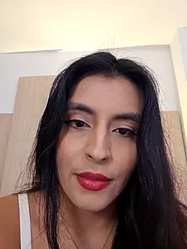 Snapshot of AliishaPss chatting on 04-29-26, 07:31 AliishaPss online show from 04-29-26, 07:31