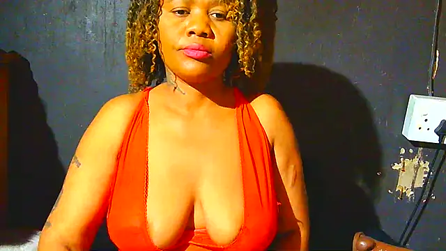 Augustine-Blooomxx online show from 11-06-25, 11:11