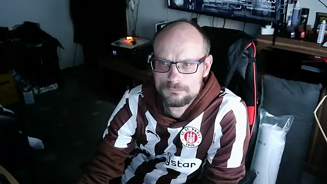 Snapshot of pierre_oi66699 chatting on 02-20-26, 03:23 pierre oi66699 online show from 02-20-26, 03:23