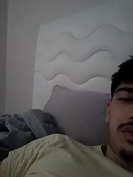 Snapshot of BichromeNonmetal chatting on 01-15-26, 07:24 BichromeNonmetal online show from 01-15-26, 07:24