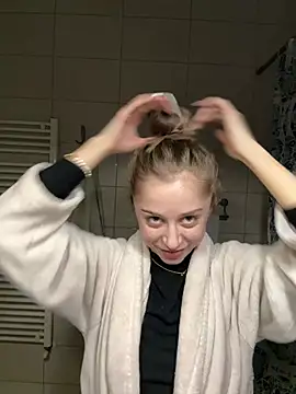 BabyAnais online show from 01-15-26, 10:46