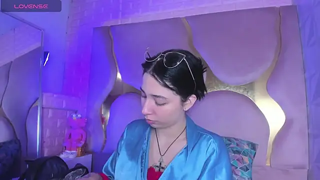 Niina Sissy online show from 05-11-26, 05:02