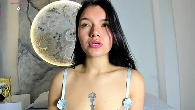 RoxanaBorns  online show from 11-09-25, 12:58