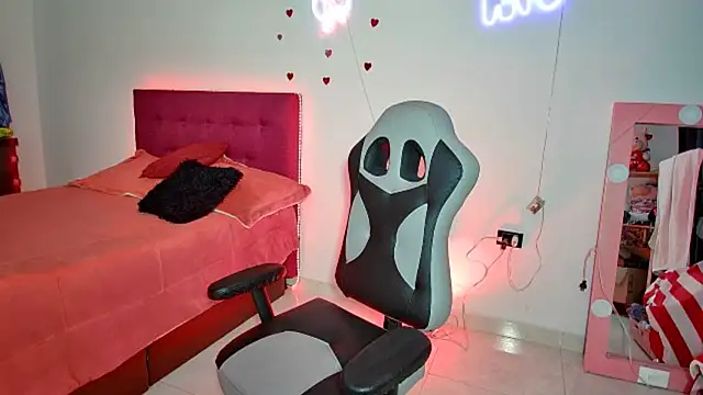 Lizz Milf online show from 10-03-25, 03:14