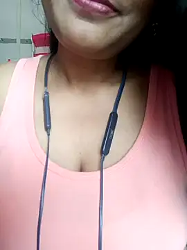 Love-pari09 online show from 09-09-25, 06:46