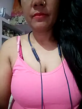 Love-pari09 online show from 09-12-25, 01:00