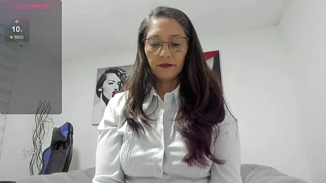 Marcia muller  online show from 09-13-25, 04:40