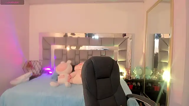 im Lorena online show from 09-22-25, 08:11