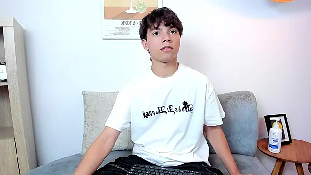 Honeymoon sariel online show from 11-26-25, 08:32