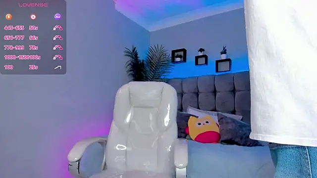 Thomas moon online show from 06-20-26, 01:36