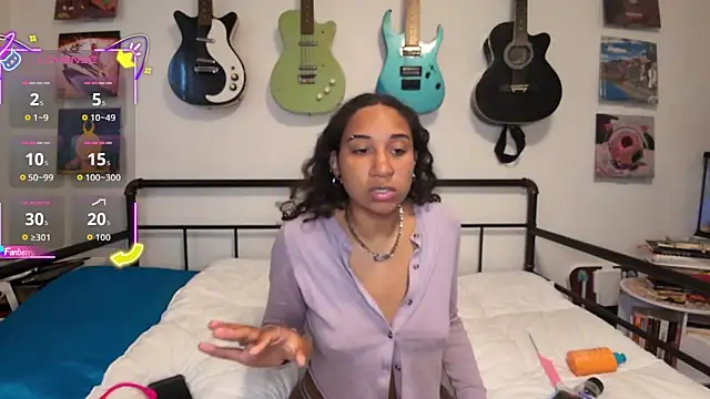Snapshot of onlystrings chatting on 05-17-26, 12:08 onlystrings online show from 05-17-26, 12:08