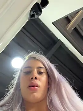 Snapshot of YouCandiSumisa chatting on 10-22-25, 06:18 YouCandiSumisa online show from 10-22-25, 06:18