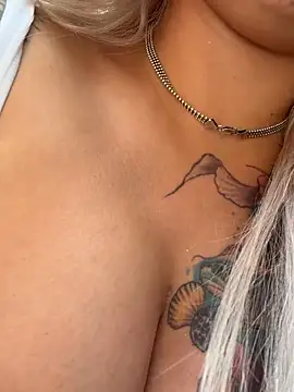 Snapshot of YouCandiSumisa chatting on 03-24-26, 06:24 YouCandiSumisa online show from 03-24-26, 06:24