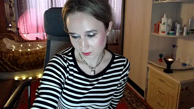 ClassyInna online show from 02-09-26, 10:19