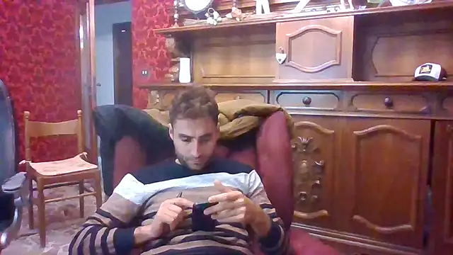 Torissimo92 online show from 10-21-25, 08:04