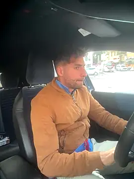 Torissimo92 online show from 12-21-25, 08:43