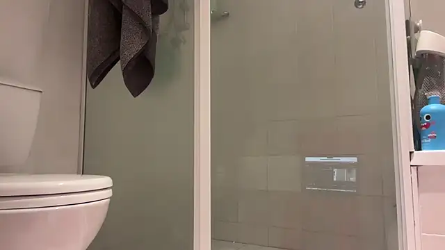 Snapshot of jamesgstsby22 chatting on 03-12-26, 01:12 jamesgstsby22 online show from 03-12-26, 01:12