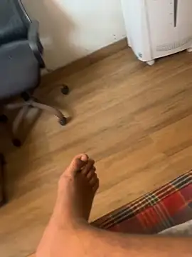 Snapshot of jackyw chatting on 09-22-25, 09:33 jackyw online show from 09-22-25, 09:33