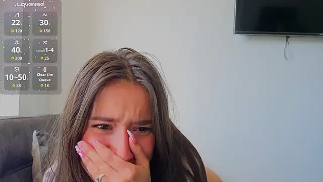 Adhara Kitten online show from 04-02-26, 03:09