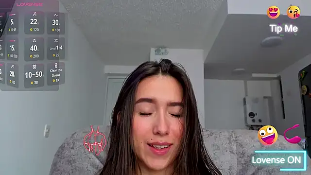 Adhara Kitten online show from 05-02-26, 01:49