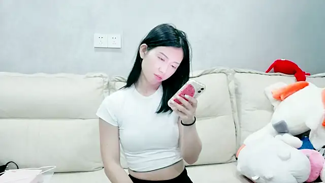 Snapshot of xiaoLI-2025 chatting on 09-26-25, 02:43 xiaoLI-2025 online show from 09-26-25, 02:43