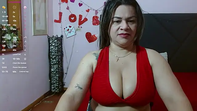 pamela echeverria online show from 05-07-26, 11:15